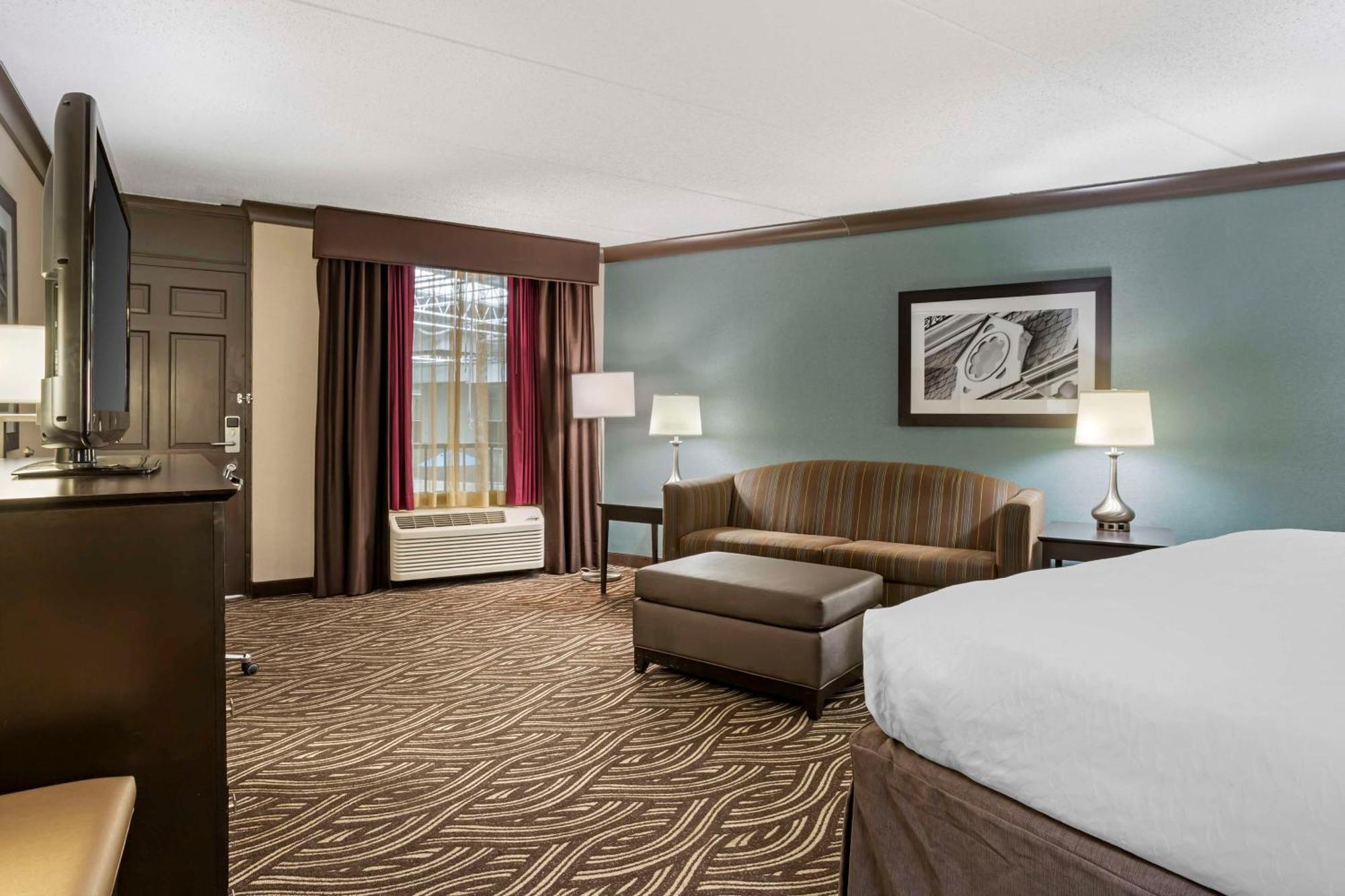 Best Western Plus Kingston Hotel And Conference Center מראה חיצוני תמונה