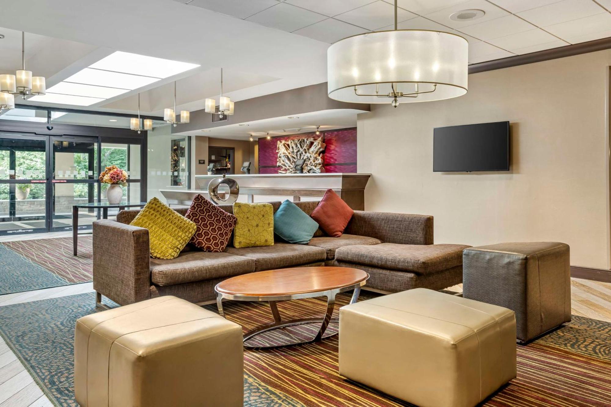 Best Western Plus Kingston Hotel And Conference Center מראה חיצוני תמונה